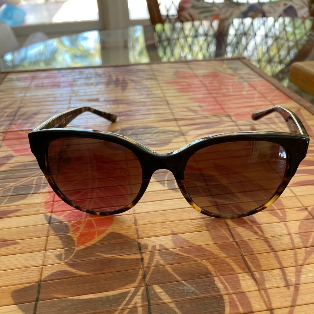 Tory Burch women’s sunglasses
